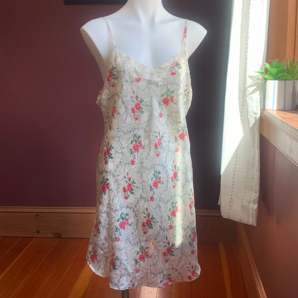 Vintage Lingerie Set - image 2